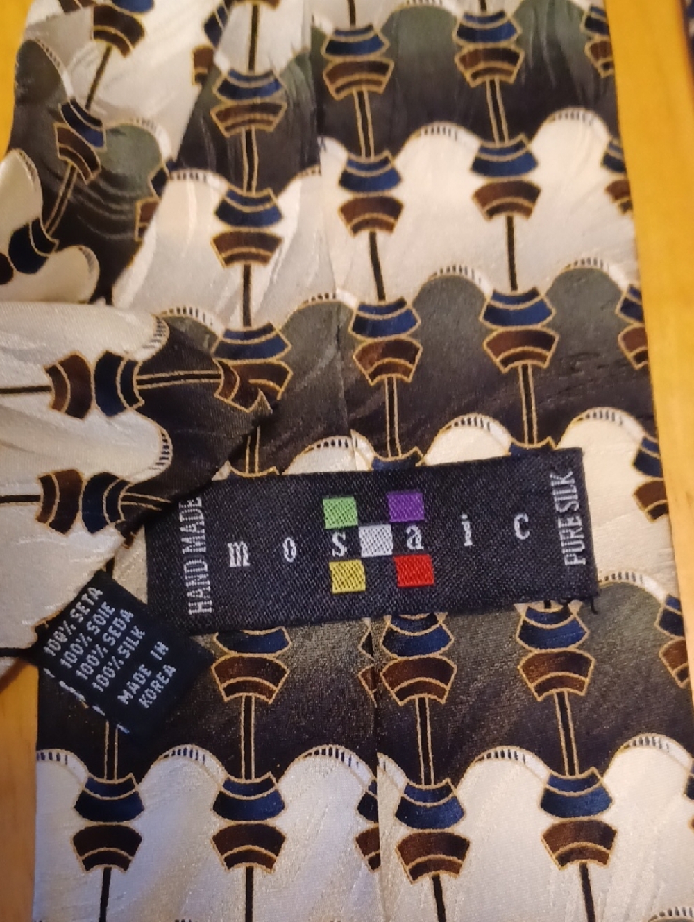 Lot Of 6 Neck Ties 1 Is 100% Polyester 5 Are 100% Silk Mosaic Brand Needs Sewing - Picture 4 of 12